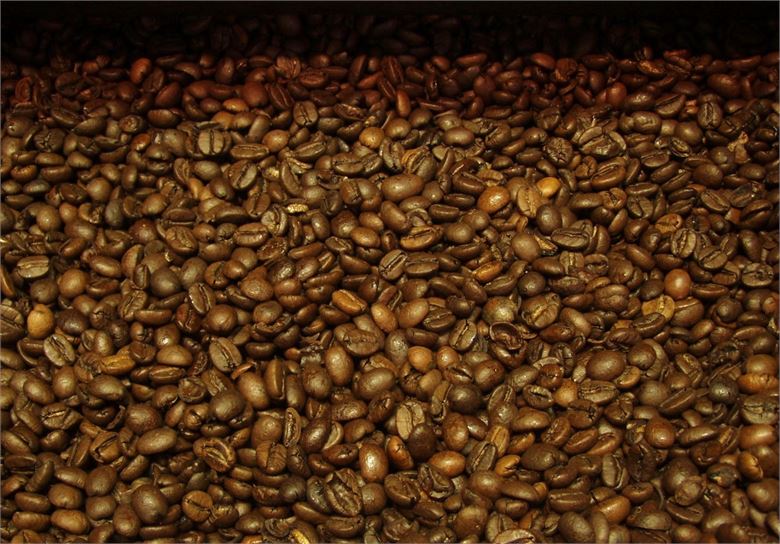 V&amp;C Medium Roast Coffee Beans Loose 1kg