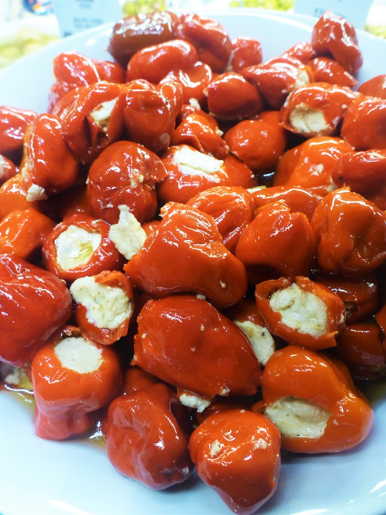 African Red Peppers with Cream Cheese 450g